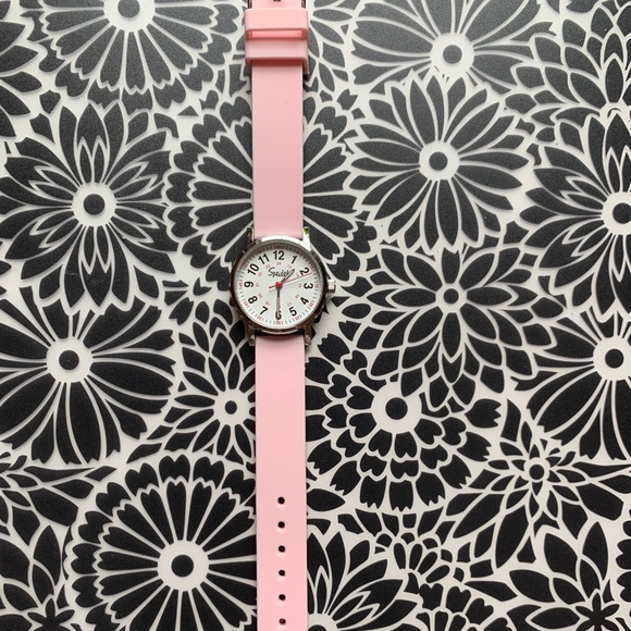 SCRUB PETITE WATCH FOR MEDICAL PROFESSIONAL - Picture 2 of 5